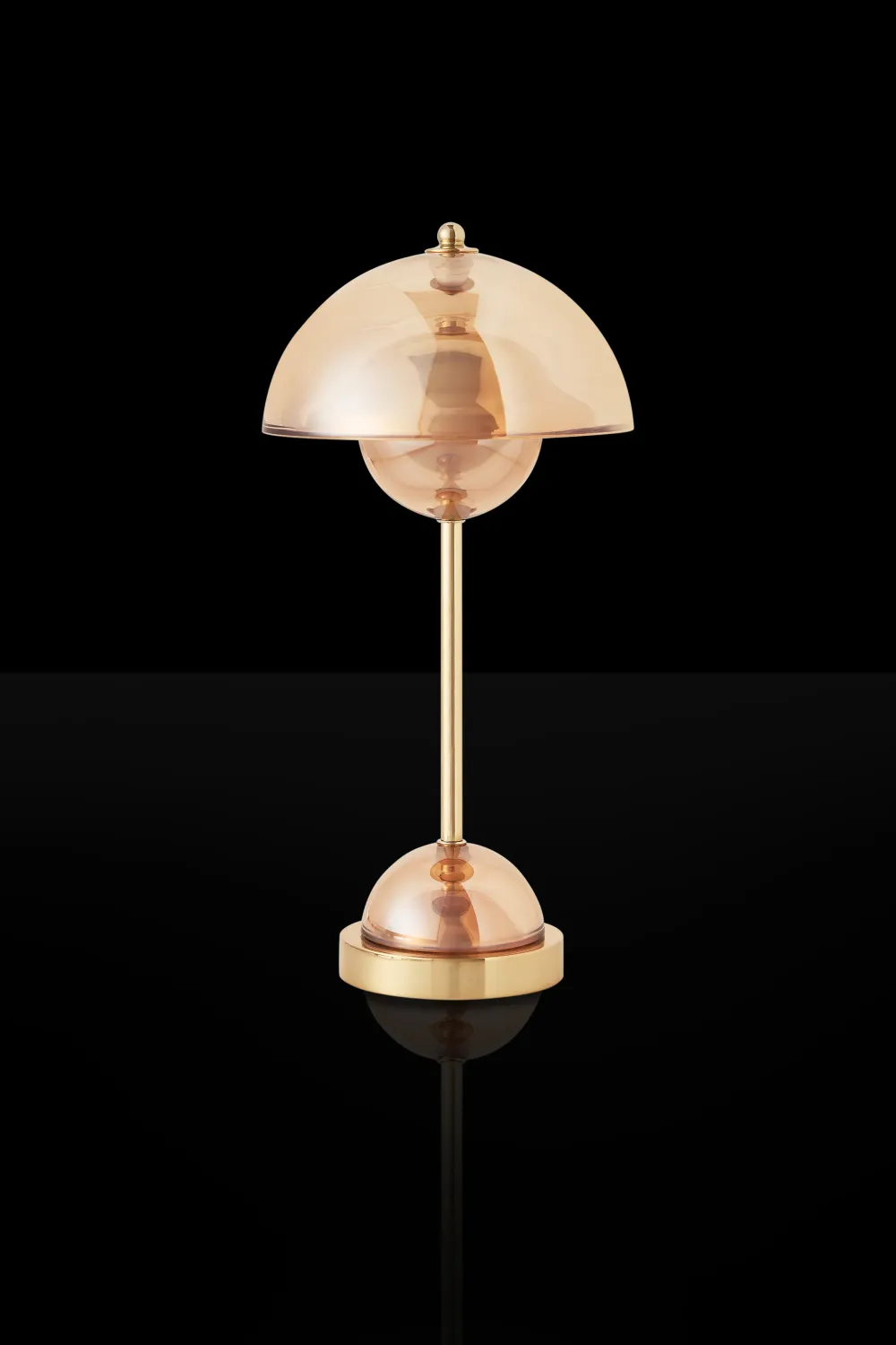 Maison Close Curiosités Désirables ©La Vertigineuse - Lampe à poser rechargeable